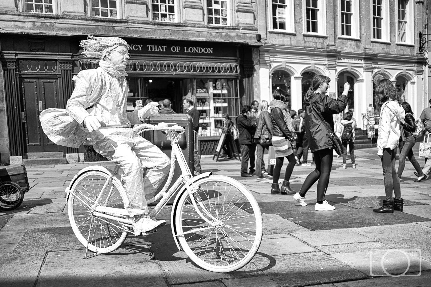 Street Performer, Bath
