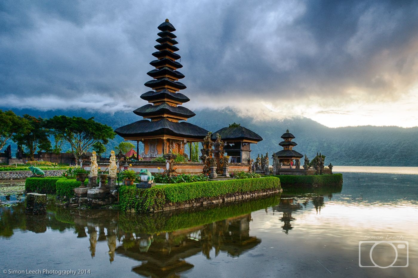 Ulun Danu Bratan Temple, Bali: July 2014 (7)
