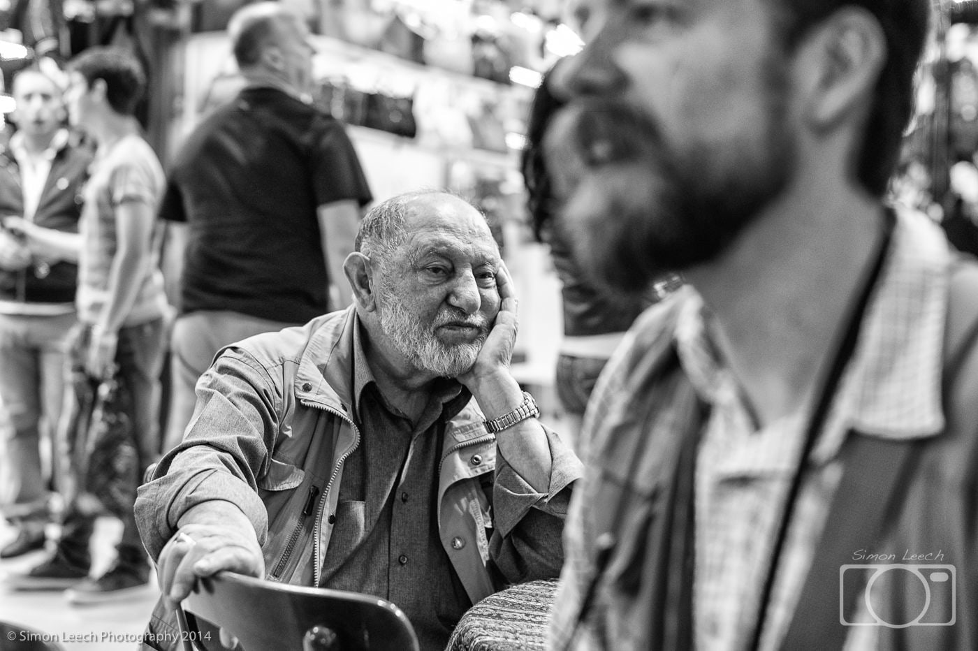 Sitting down in Istanbul: October 2014 (2)