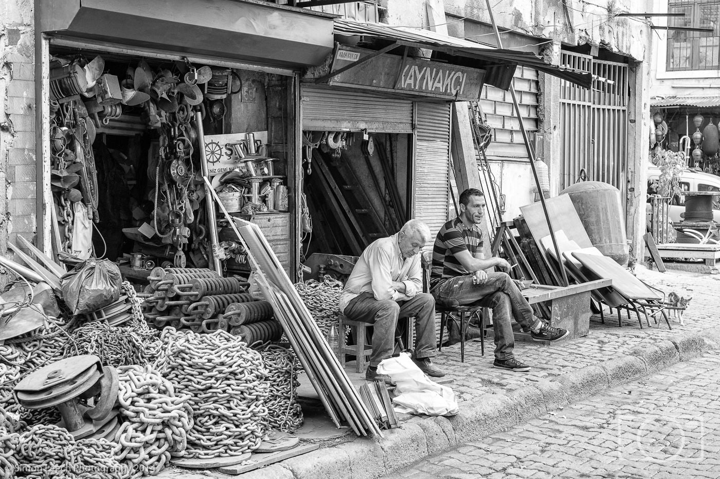 Sitting down in Istanbul: October 2014 (6)